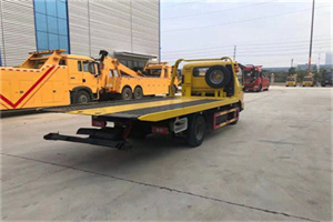 泗洪非事故拖车