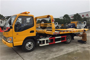 泗洪哪里有拖车服务